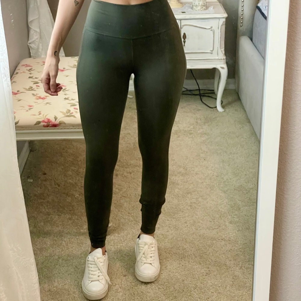 Bombshell sportswear leggings